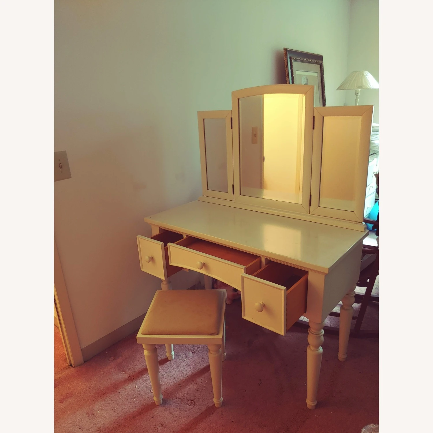 Pottery Barn Antique White Vanity Table and Stool Pottery Barn Antique White Vanity Table And Stool -Pottery Barn 1500 1500 frame 0 2122