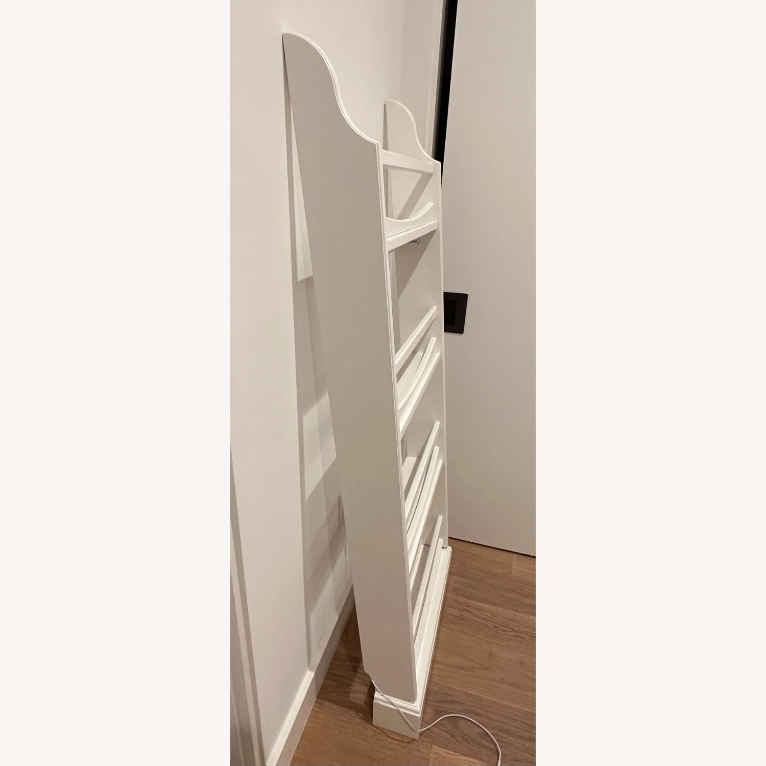 Pottery Barn Kids Madison 4-Shelf Bookrack White Pottery Barn Kids Madison 4-Shelf Bookrack White -Pottery Barn 1500 1500 frame 0 2500