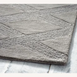 Pottery Barn Chase Hand-Tufted Wool Rug 8X10