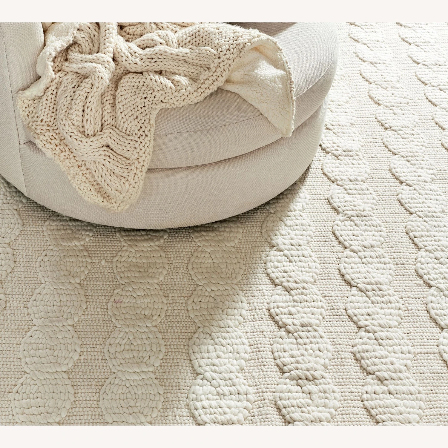 Pottery Barn Colossal Knit Sweater Rug 3X5 Pottery Barn Colossal Knit Sweater Rug 3X5 -Pottery Barn 1500 1500 frame 0 3207