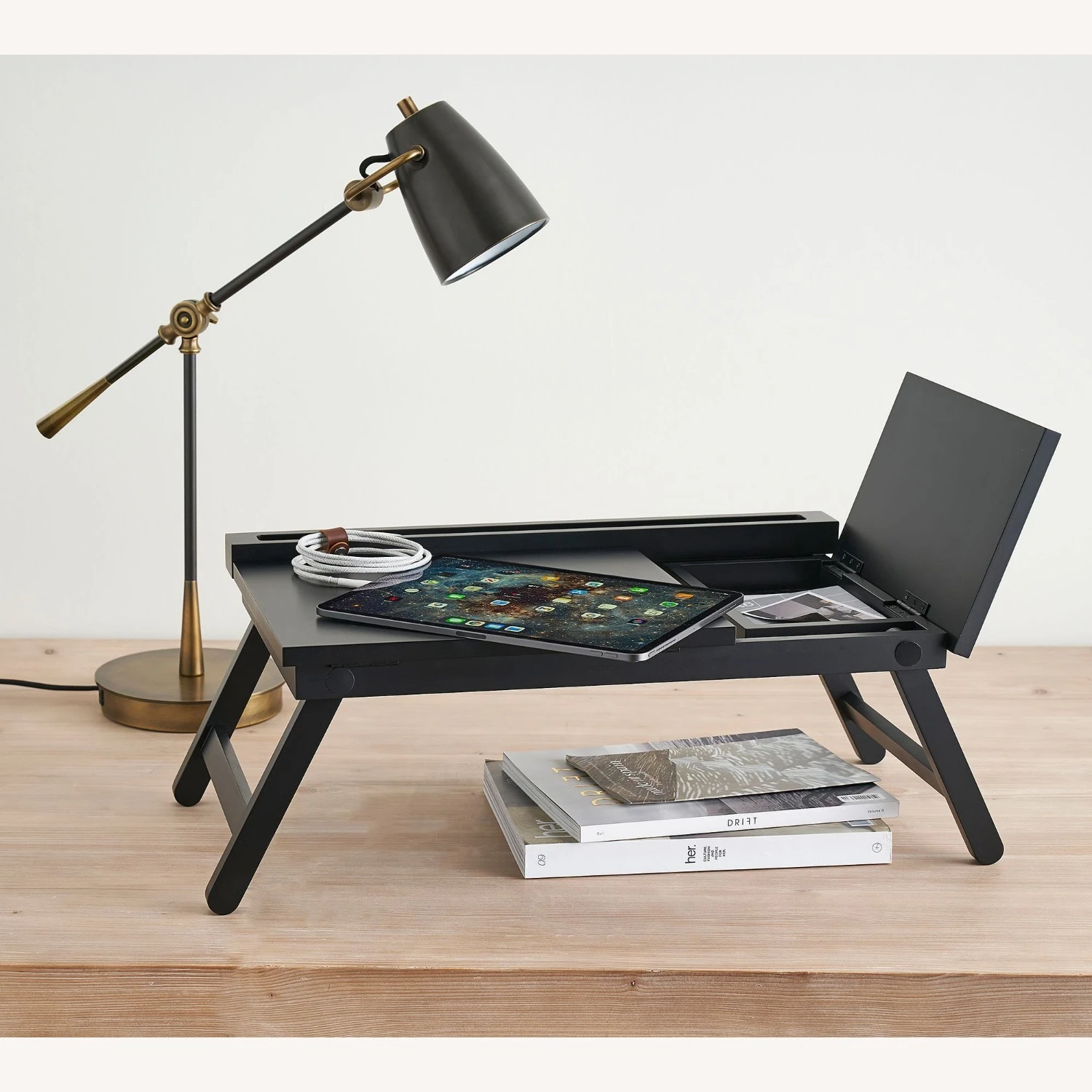 Pottery Barn Reese Metal Articulating USB Task Pottery Barn Reese Metal Articulating USB Task -Pottery Barn 1500 1500 frame 0 3351