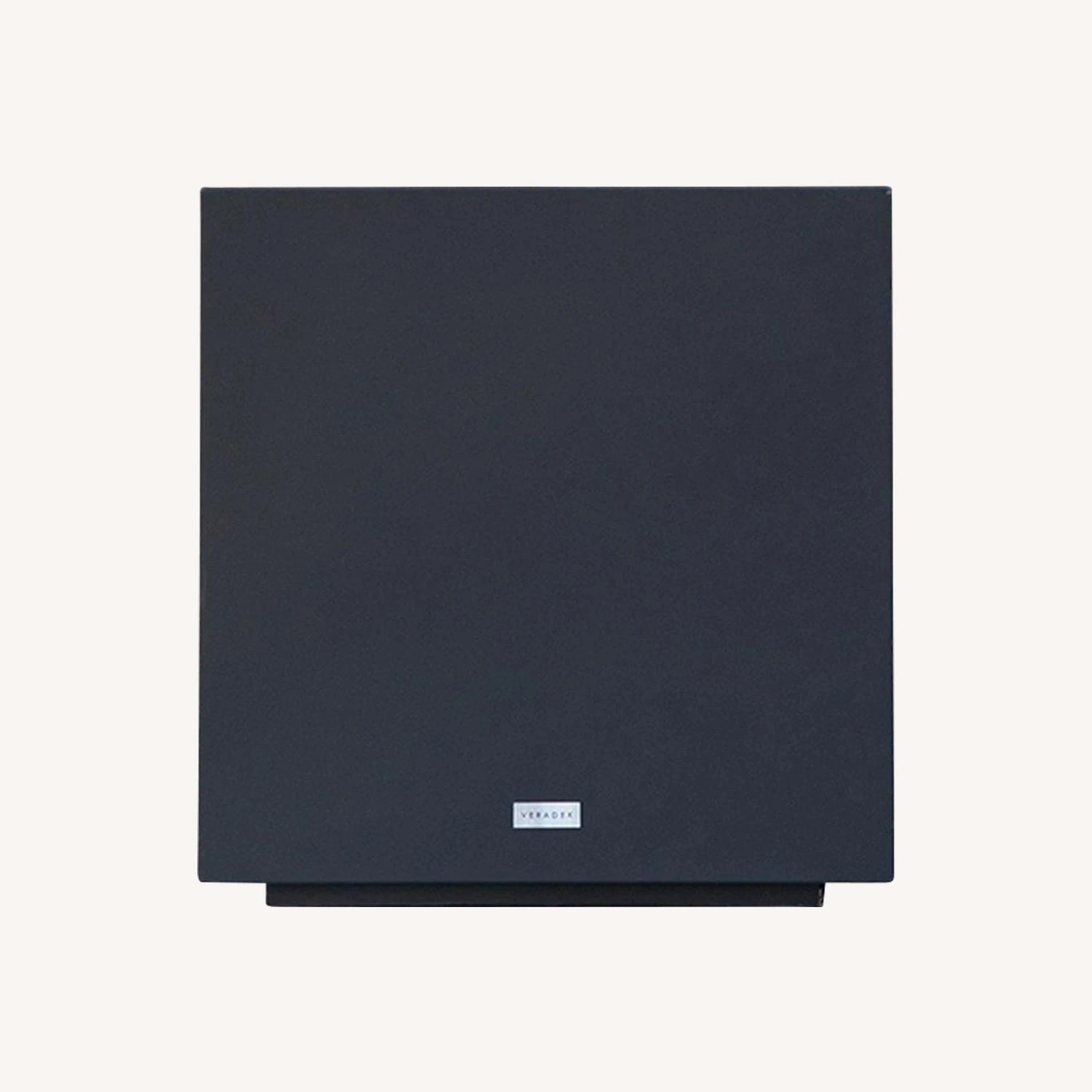 Pottery Barn Veradek Metallic SeriesIndoor/Outdoor Planter Pottery Barn Veradek Metallic SeriesIndoor/Outdoor Planter -Pottery Barn 1500 1500 frame 0 3694