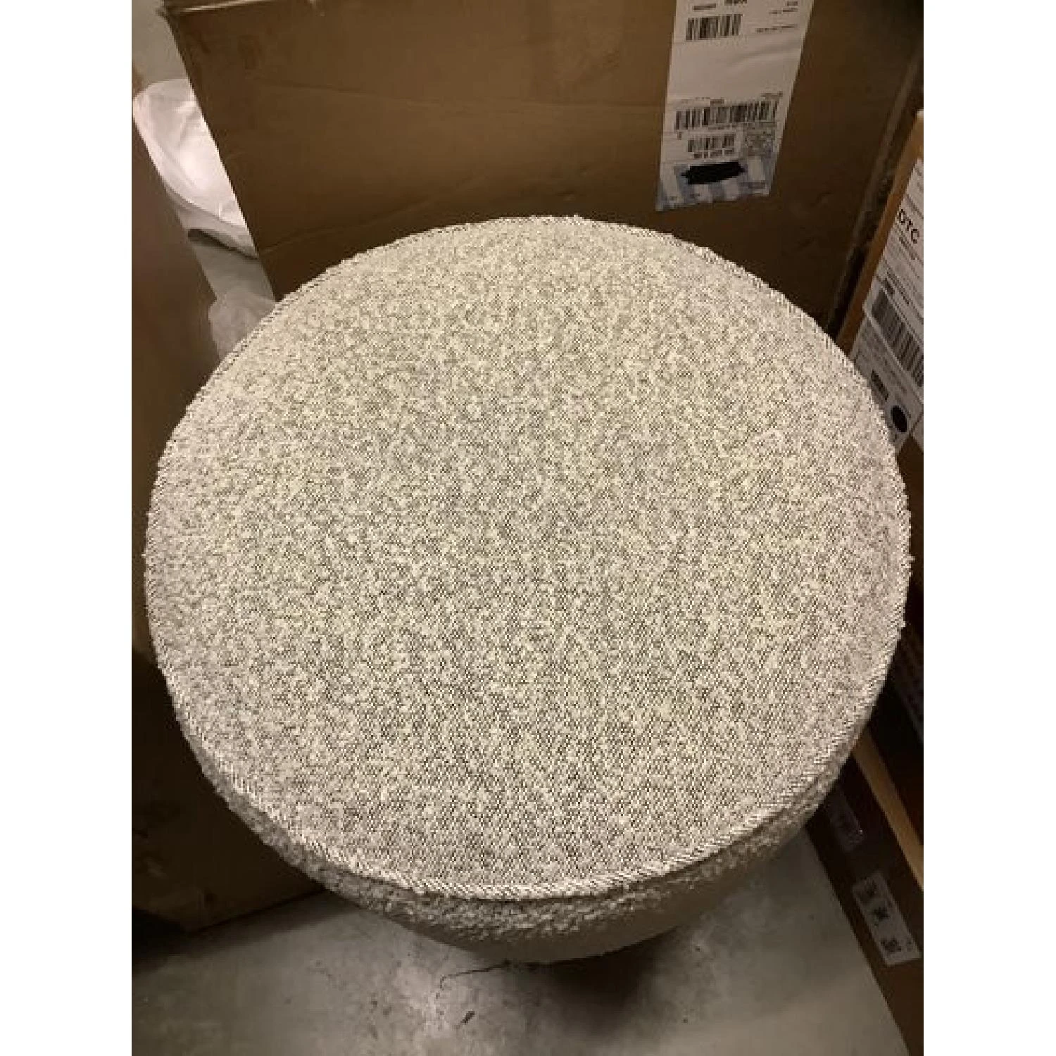 Pottery Barn Arroyo Round Upholstered Ottoman Pottery Barn Arroyo Round Upholstered Ottoman -Pottery Barn 1500 1500 frame 0 544