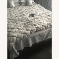 Pottery Barn Montego Platform Bed -Pottery Barn 1500 1500 frame 0 587