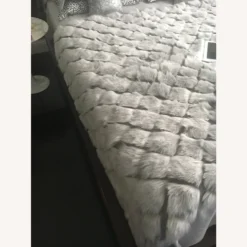 Pottery Barn Montego Platform Bed -Pottery Barn 1500 1500 frame 0 588